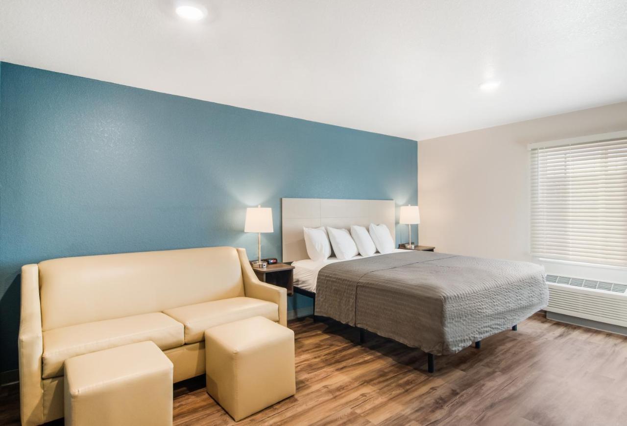 Woodspring Suites Thornton-North Denver エクステリア 写真