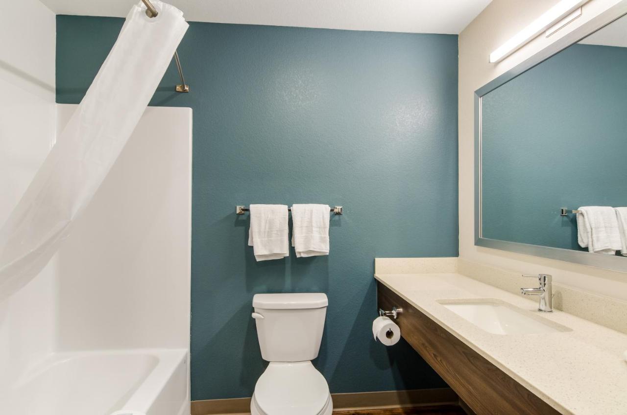 Woodspring Suites Thornton-North Denver エクステリア 写真