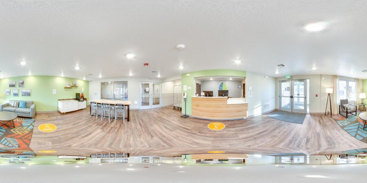 Woodspring Suites Thornton-North Denver エクステリア 写真